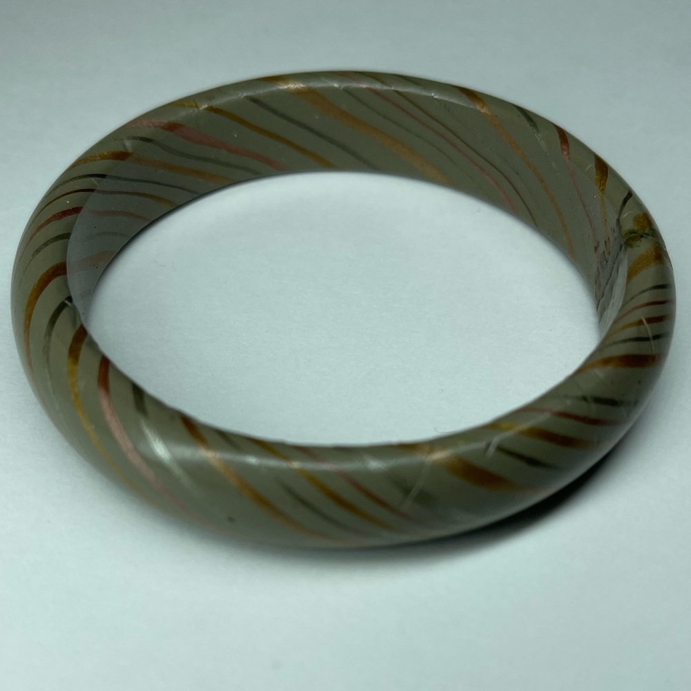 Vintage Retro Wood Bangle Bracelet